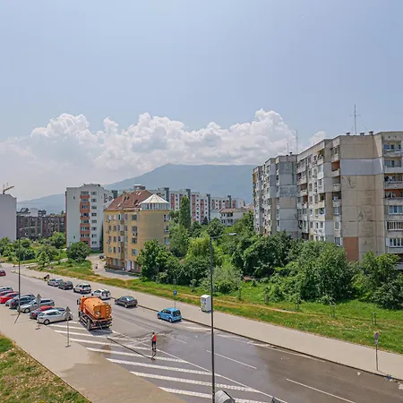 Brand New Vitosha View - Free Parking - Metro Access 아파트 *