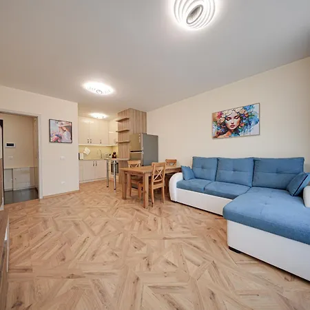 아파트 Brand New Vitosha View - Free Parking - Metro Access