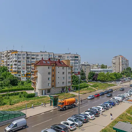 Brand New Vitosha View - Free Parking - Metro Access 소피아