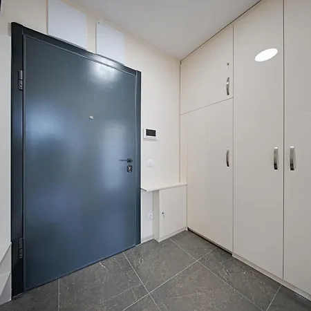 Brand New Vitosha View - Free Parking - Metro Access