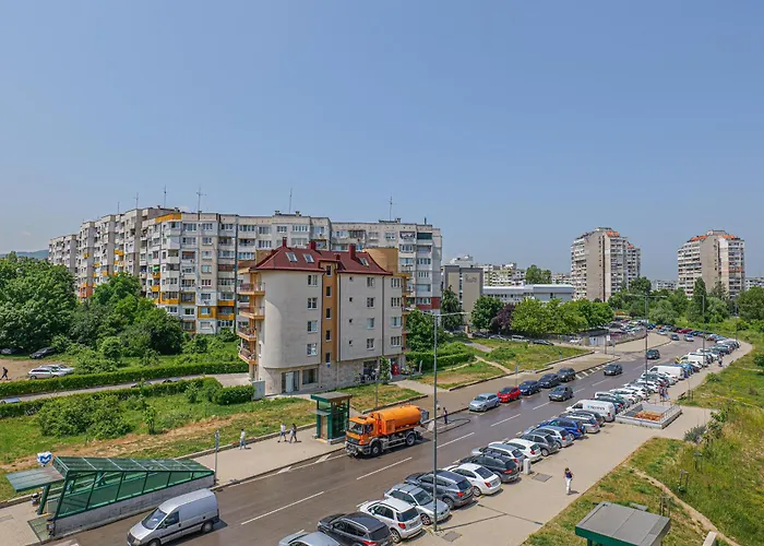 Brand New Vitosha View - Free Parking - Metro Access 소피아