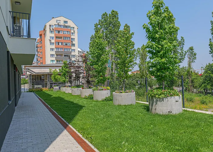 Brand New Vitosha View - Free Parking - Metro Access 아파트 *