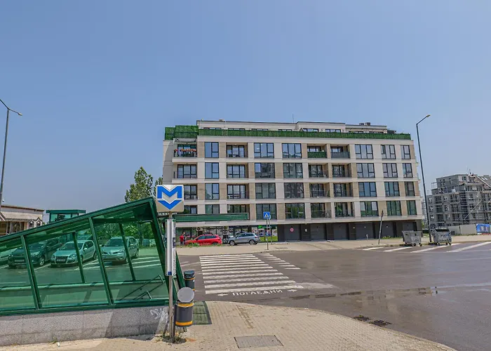 Brand New Vitosha View - Free Parking - Metro Access * 소피아